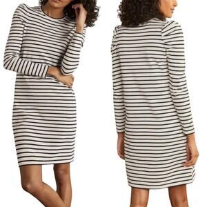 Striped Long-Sleeve Shift Dress in Black & White